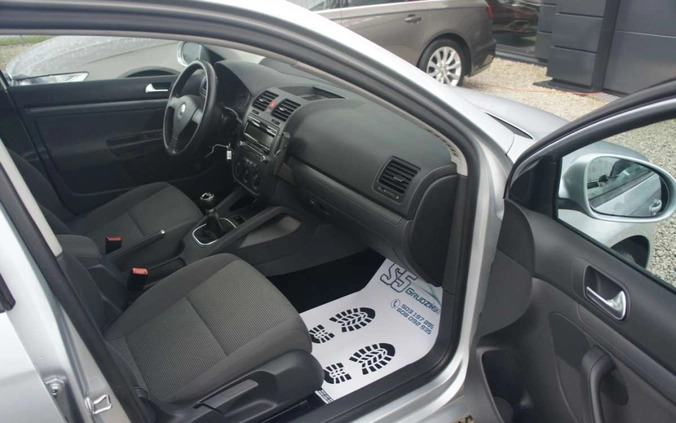 Volkswagen Golf cena 16900 przebieg: 224000, rok produkcji 2008 z Mirsk małe 154